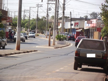 Avenida Santa Catarina Bairro Olaria em Potunduva.