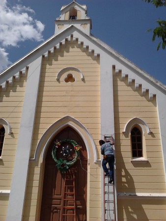 Capela em Vila Ribeiro.